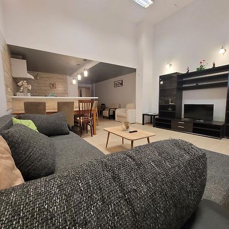 Lefkada Center Apartments ภายนอก รูปภาพ